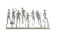 Lade das Bild in den Galerie-Viewer, HERMOLI WALKING FIGURES, M=1:50
